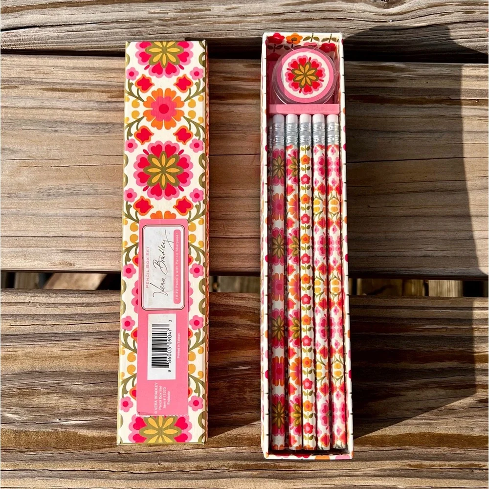 - Vera Bradley Pencil Box Folkloric Print Gift Set! NEW!